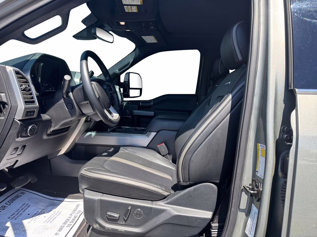 2019 Silver Spruce Ford Super Duty F-250 SRW Platinum 4X4 Truck