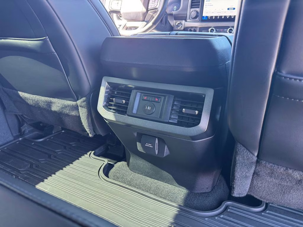 2025 Gray Metallic Ford Super Duty F-350 SRW Platinum 4X4 Truck