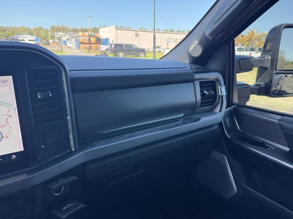 2025 Gray Metallic Ford Super Duty F-350 SRW Platinum HIGH OUTPUT 4X4 Truck