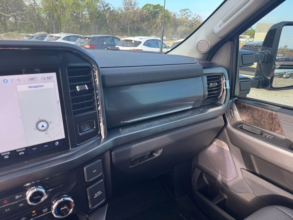 2026 Gray Metallic Ford Super Duty F-350 SRW Lariat 4X4 Truck