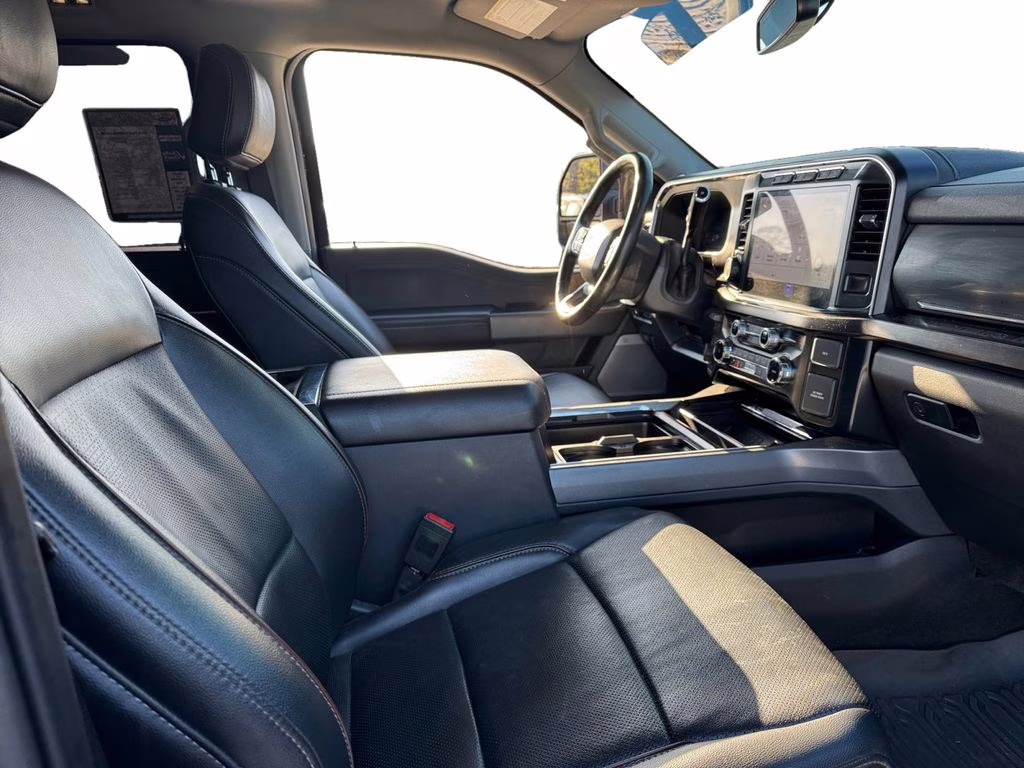 2024 Black Metallic Ford Super Duty F-350 SRW Lariat 4X4 Truck