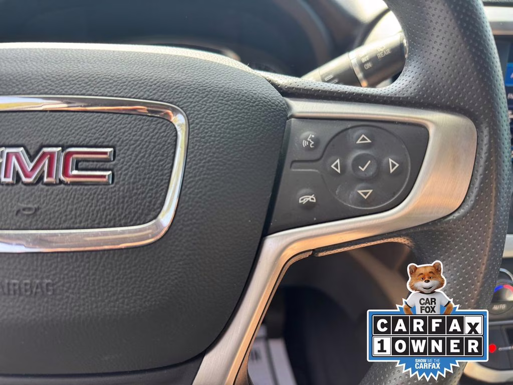 2021 Summit White GMC Acadia SLE FWD SUV