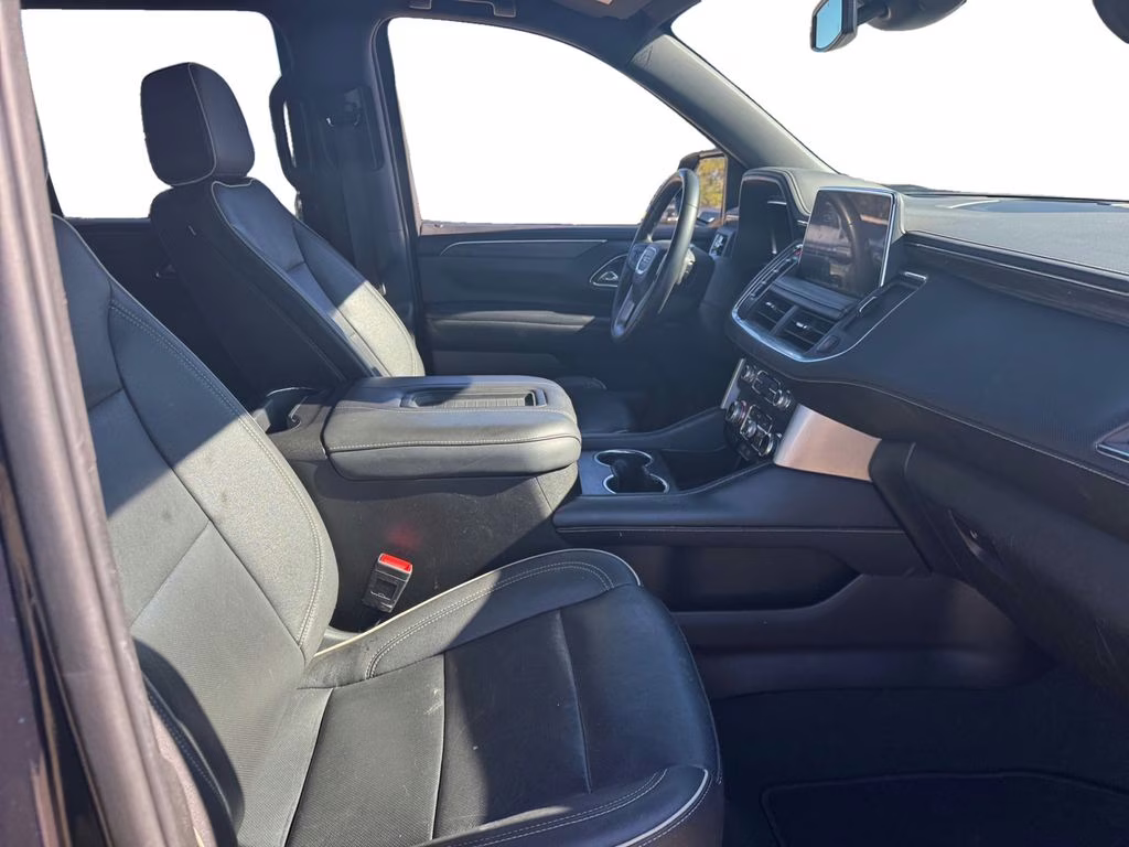 2023 Midnight Blue Metallic GMC Yukon SLT 4X4 SUV