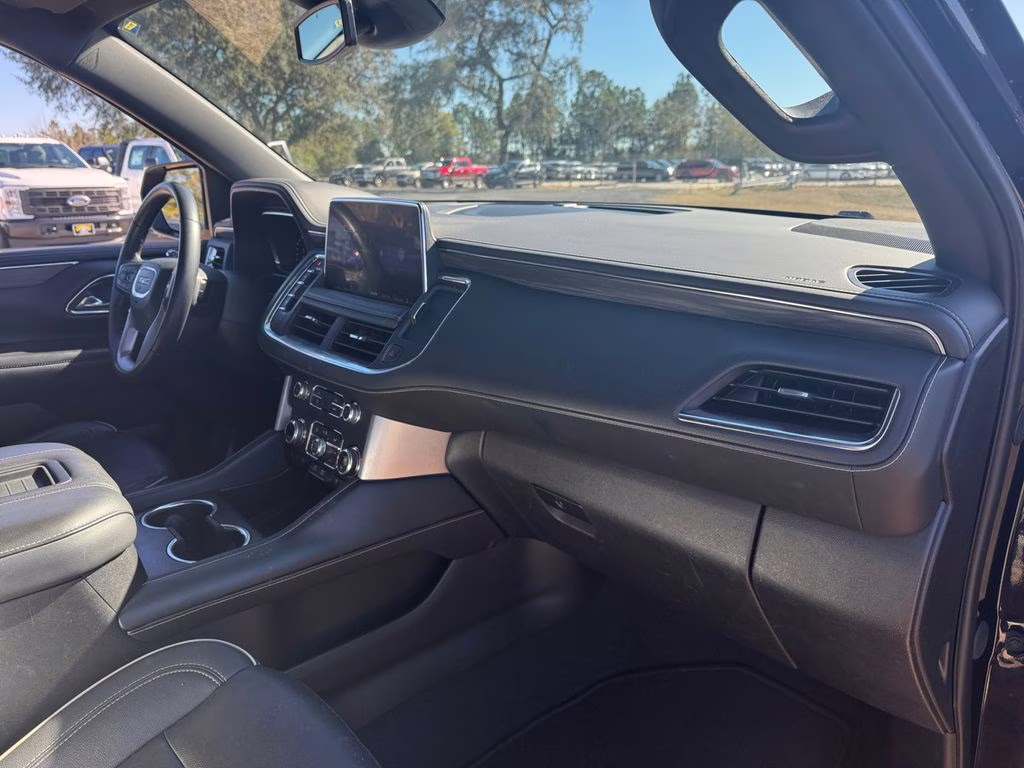 2023 Midnight Blue Metallic GMC Yukon SLT 4X4 SUV