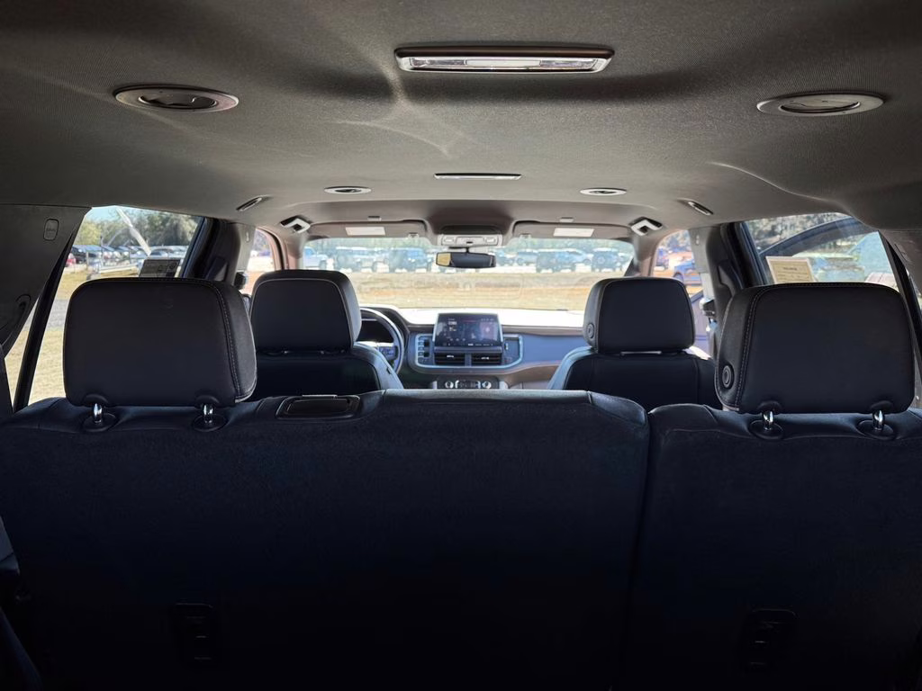 2023 Midnight Blue Metallic GMC Yukon SLT 4X4 SUV