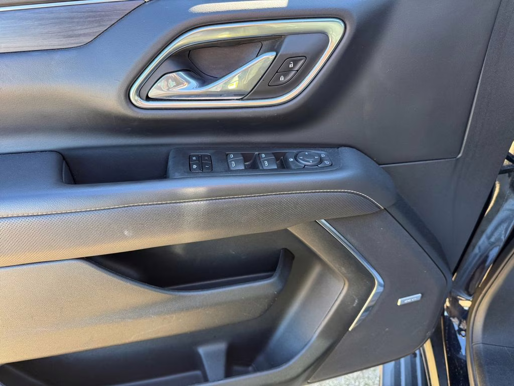 2023 Midnight Blue Metallic GMC Yukon SLT 4X4 SUV