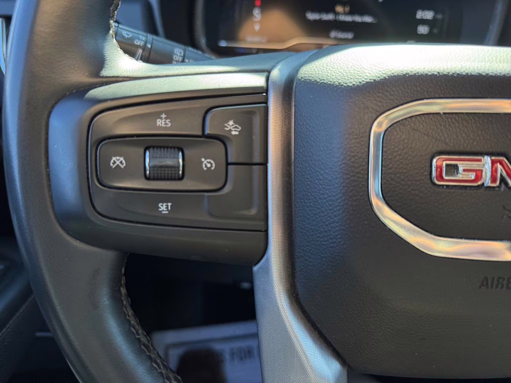 2023 Midnight Blue Metallic GMC Yukon SLT 4X4 SUV