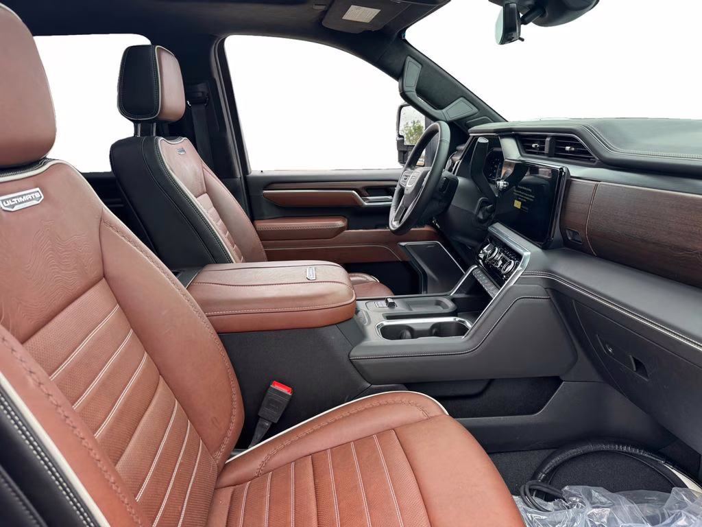 2025 White Frost Tricoat GMC Sierra 2500HD Denali Ultimate 4X4 Truck