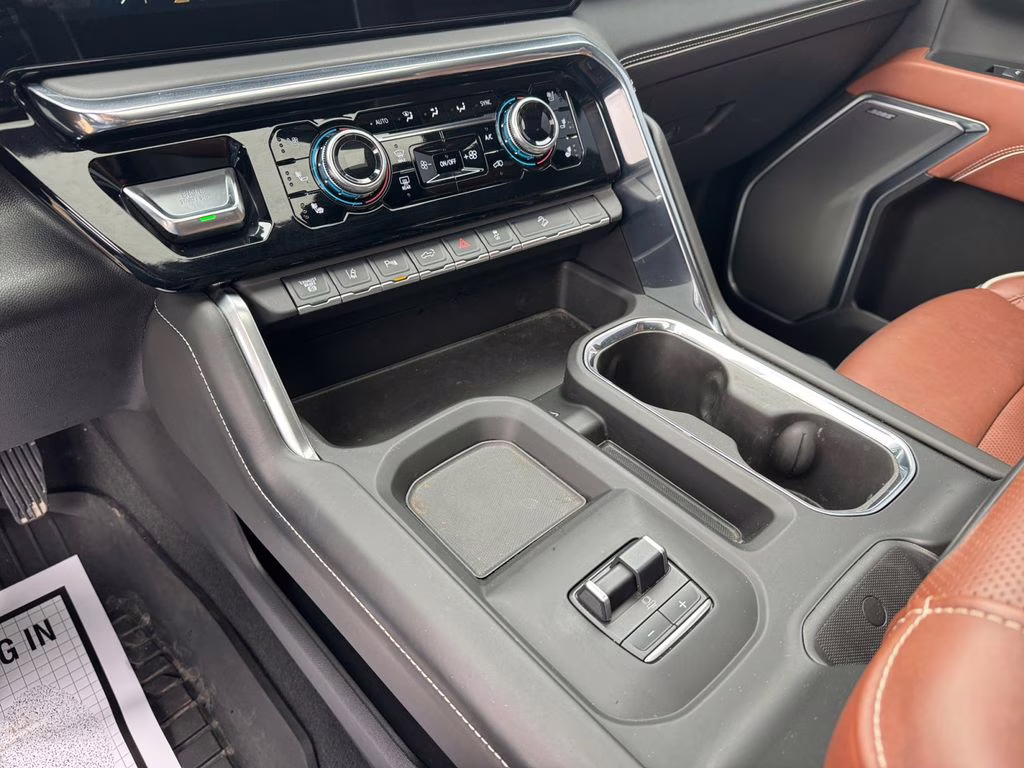 2025 White Frost Tricoat GMC Sierra 2500HD Denali Ultimate 4X4 Truck