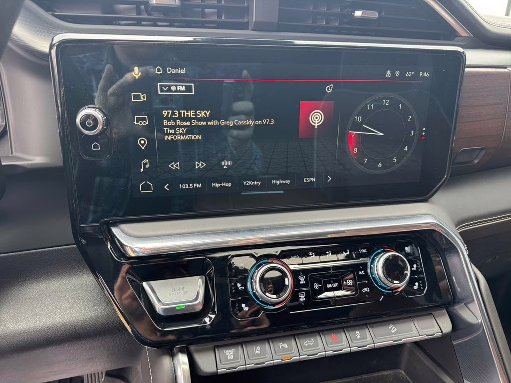 2025 White Frost Tricoat GMC Sierra 2500HD Denali Ultimate 4X4 Truck