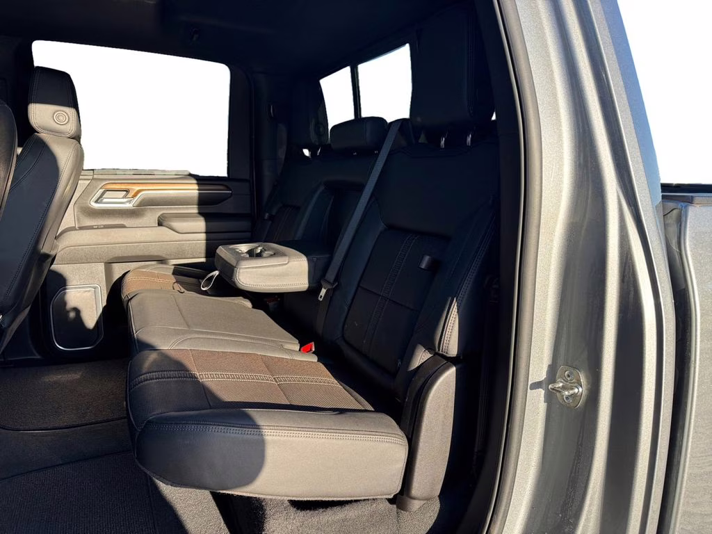 2025 Sterling Gray Metallic Chevrolet Silverado 2500HD High Country 4X4 Truck