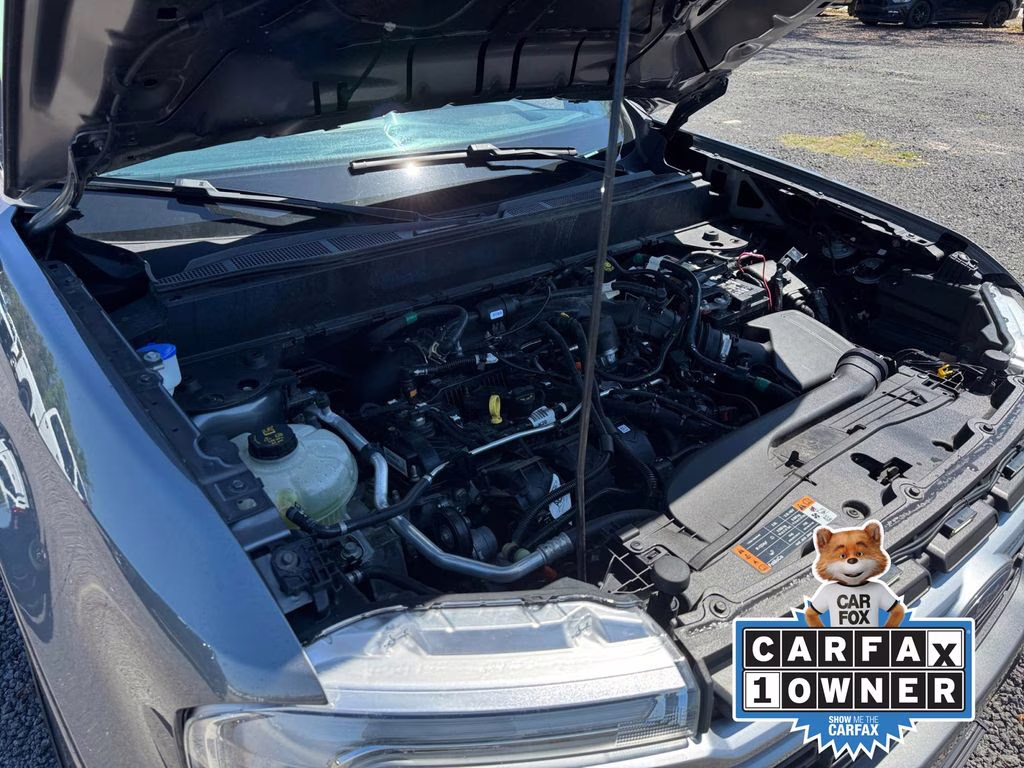 2022 Gray Metallic Ford Maverick Lariat FWD Truck