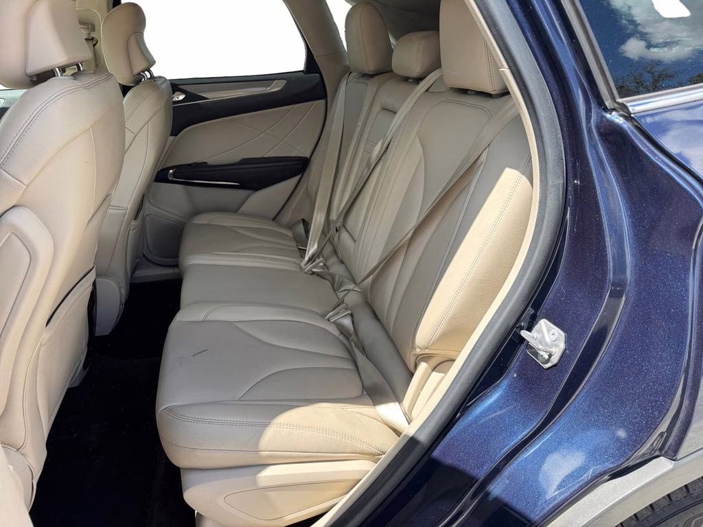 2017 Sapphire Blue Metallic Lincoln MKC Premiere FWD SUV