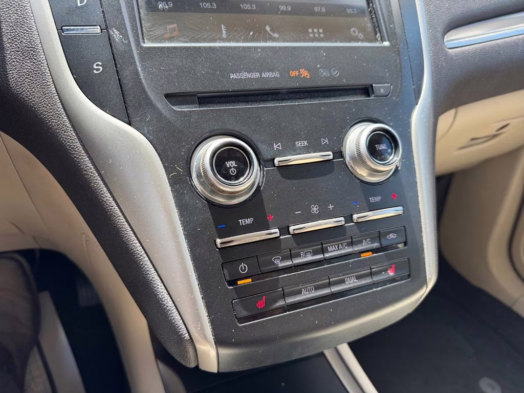 2017 Sapphire Blue Metallic Lincoln MKC Premiere FWD SUV