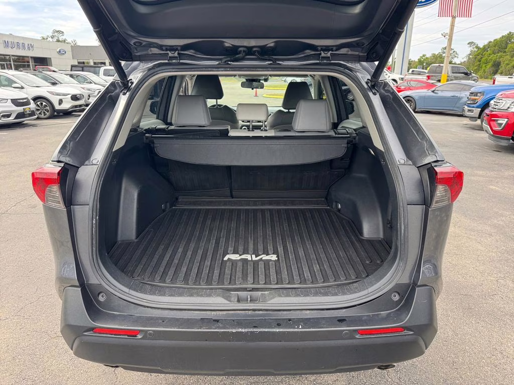 2022 Magnetic Gray Metallic Toyota RAV4 Hybrid XLE Premium AWD SUV