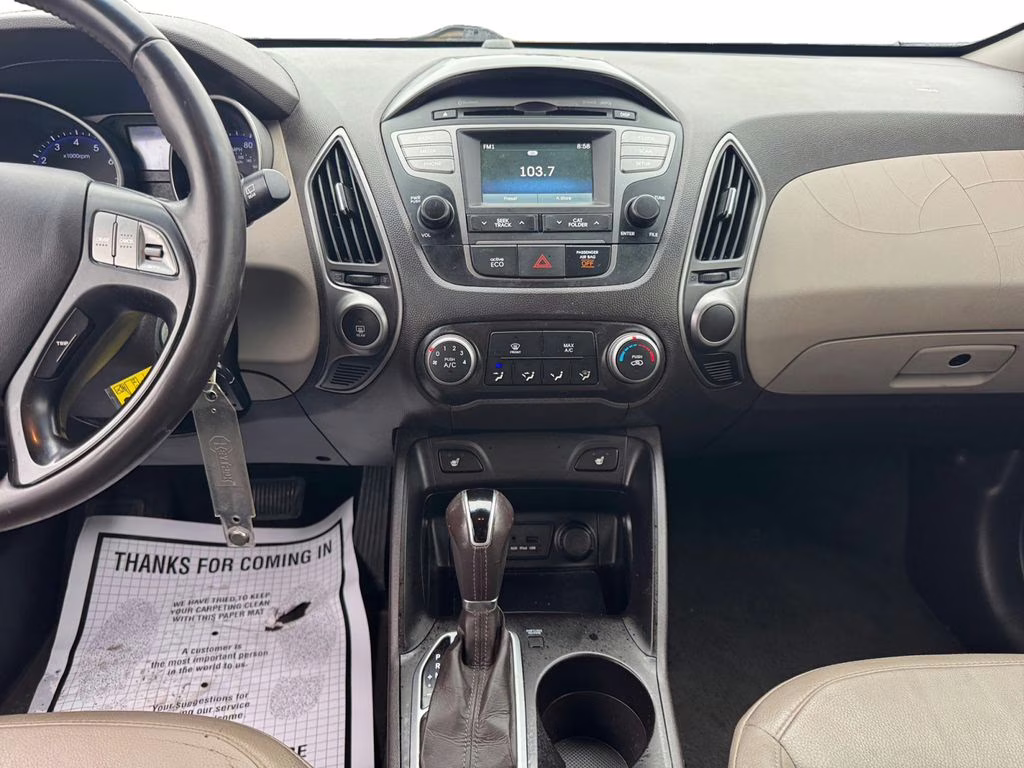 2014 Garnet Red Hyundai Tucson SE FWD SUV