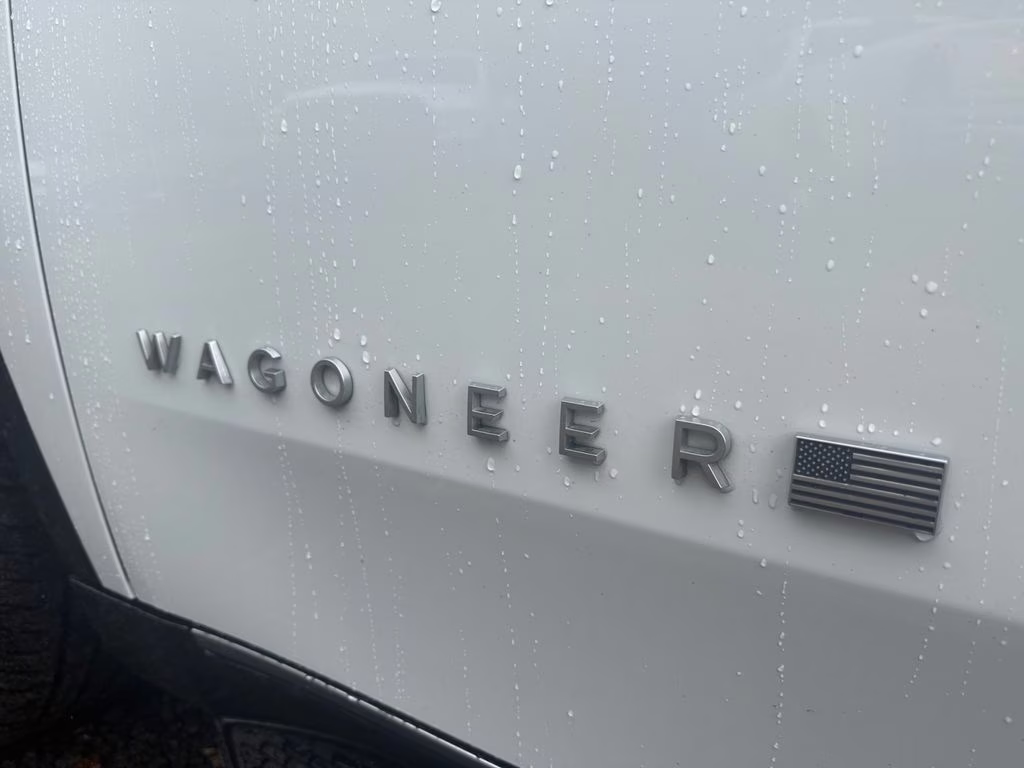 2024 Bright White Clearcoat Jeep Wagoneer Series III 4X4 SUV