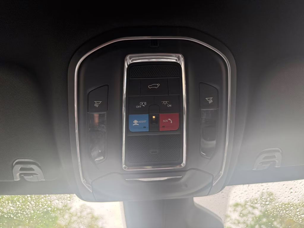 2024 Bright White Clearcoat Jeep Wagoneer Series III 4X4 SUV