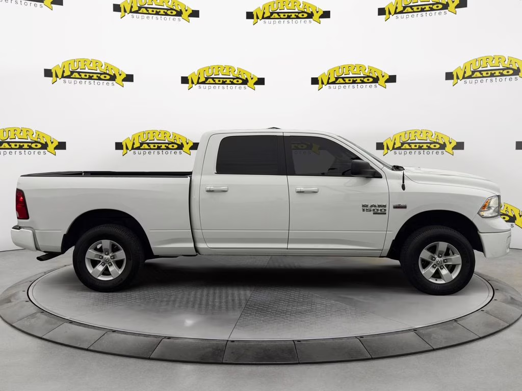 2019 Bright White Clearcoat Ram 1500 Classic SLT 4X4 Truck