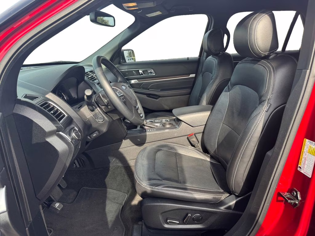 2017 Ruby Red Metallic Tinted Clearcoat Ford Explorer Limited FWD SUV