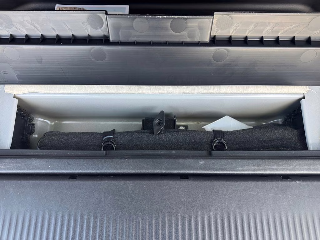 2025 Oxford White Ford Expedition Active RWD SUV