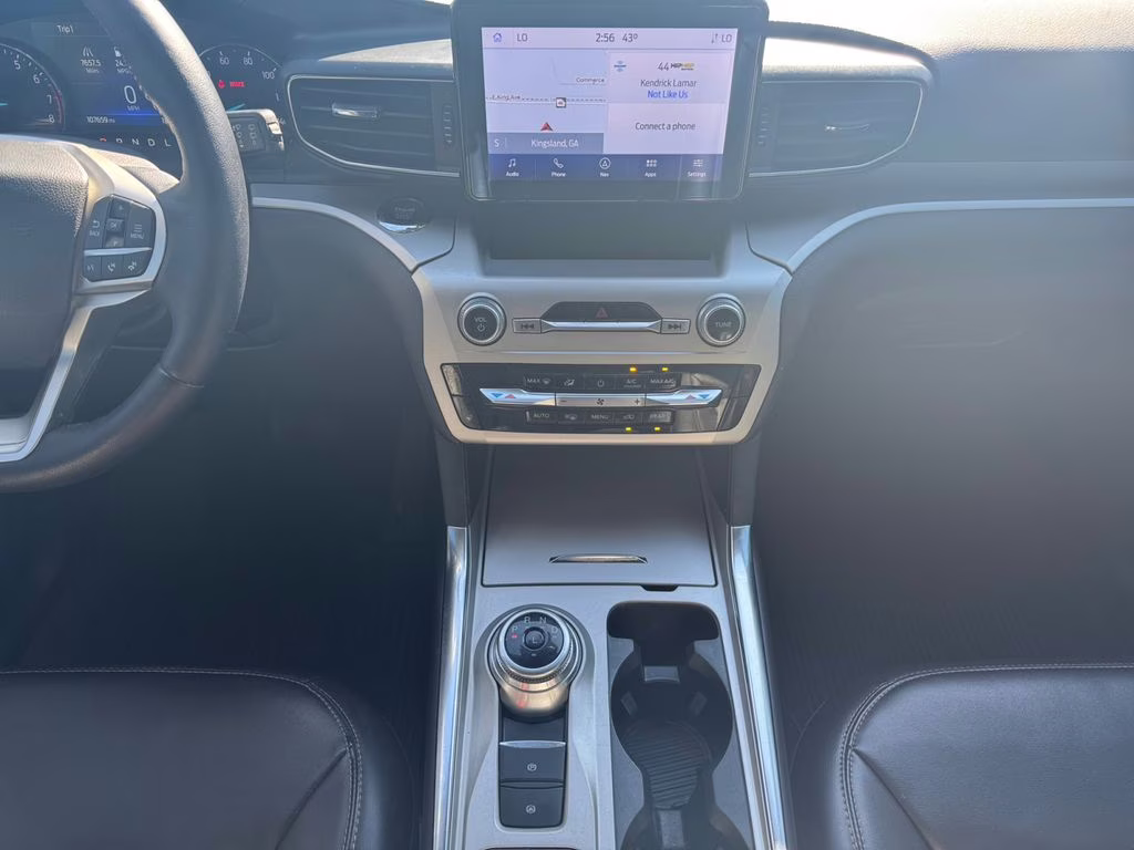 2022 Carbonized Gray Metallic Ford Explorer XLT RWD SUV