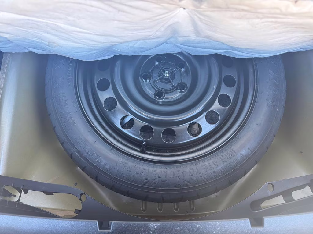 2022 Carbonized Gray Metallic Ford Explorer XLT RWD SUV