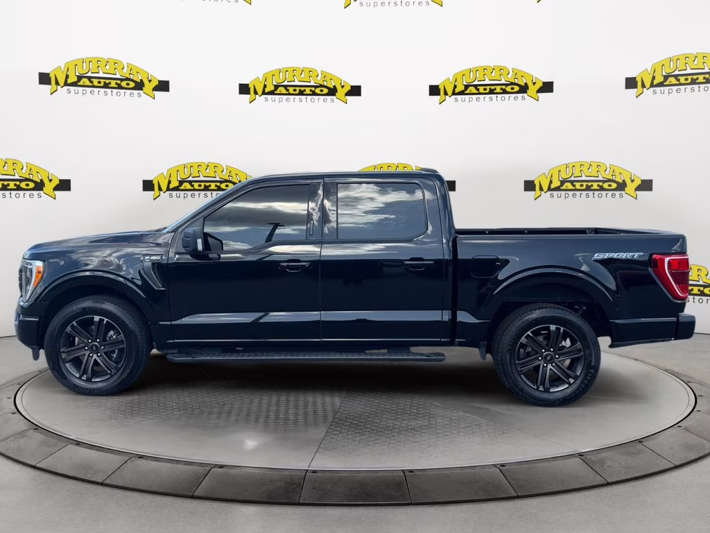 2022 Black Metallic Ford F-150 XLT RWD Truck