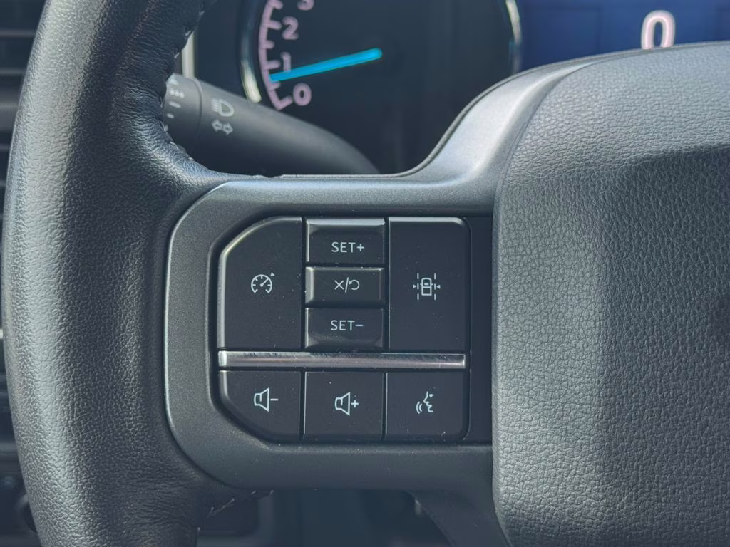 2022 Black Metallic Ford F-150 XLT RWD Truck