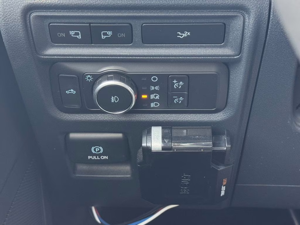 2022 Black Metallic Ford F-150 XLT RWD Truck