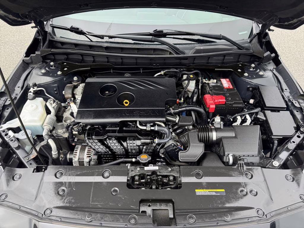 2020 Super Black Clearcoat Nissan Altima 2.5 SR FWD Sedan