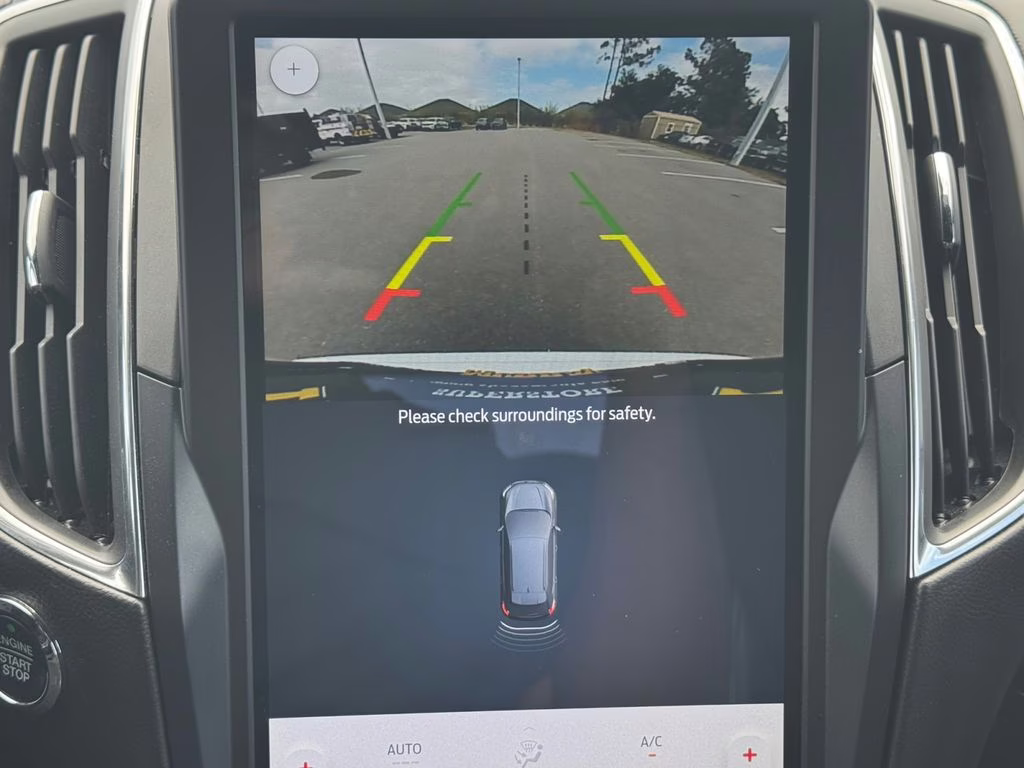 2023 Star White Metallic Tri-Coat Ford Edge ST AWD SUV