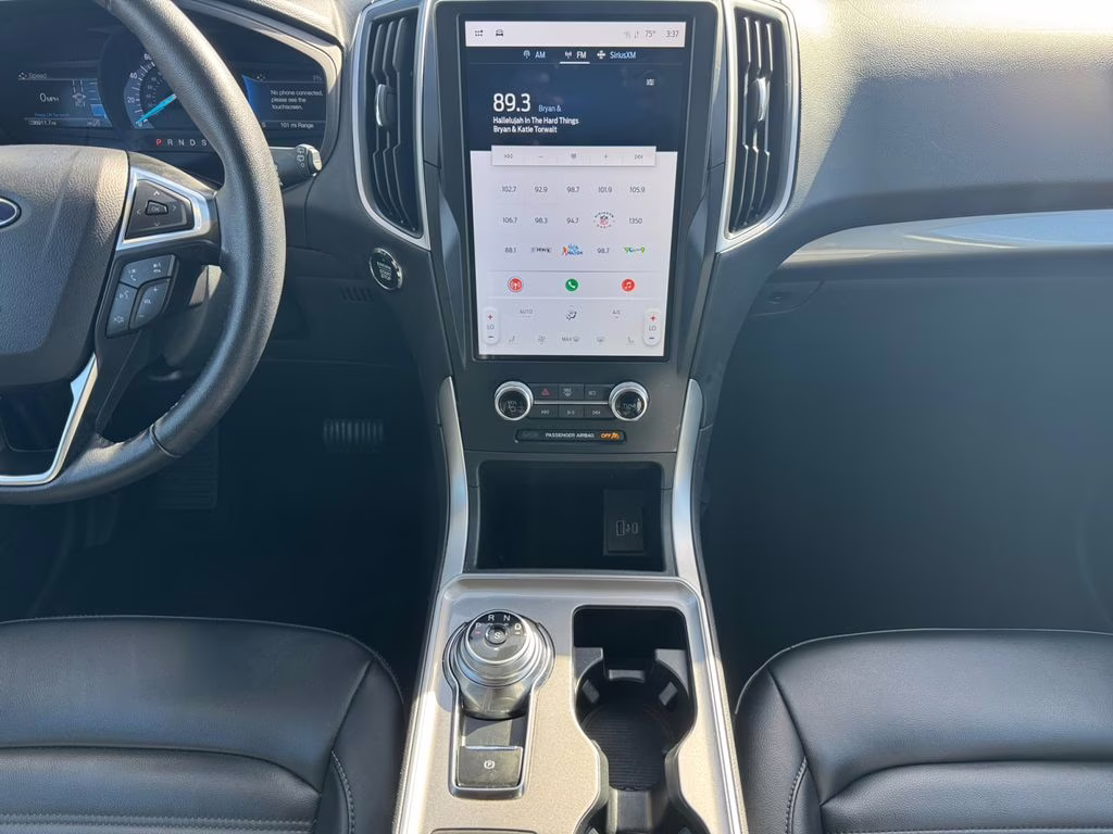 2024 Oxford White Ford Edge SEL AWD SUV