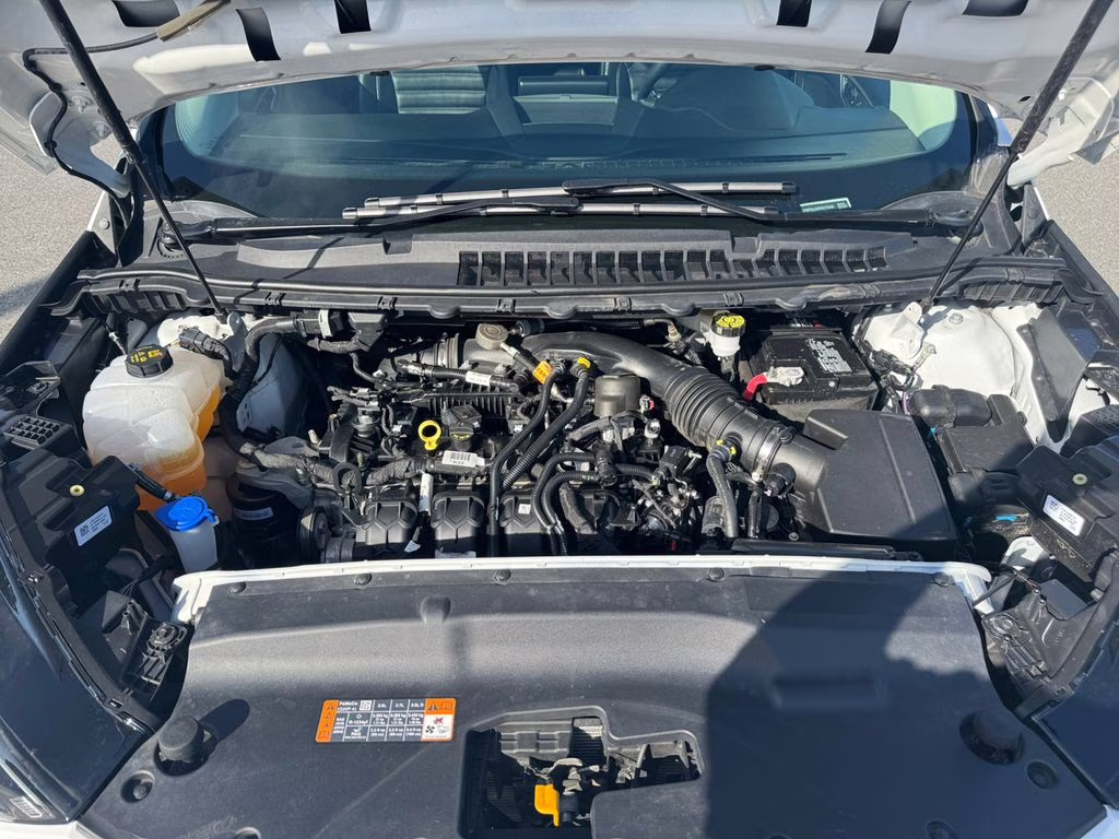 2024 Oxford White Ford Edge SEL AWD SUV