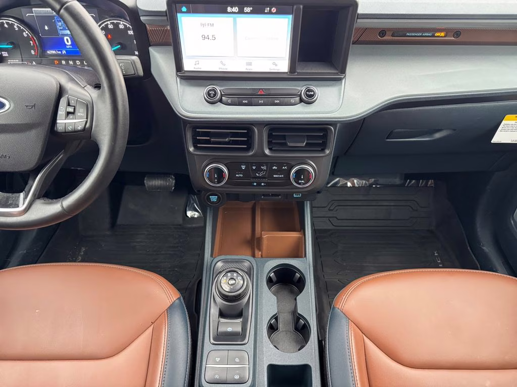 2023 Oxford White Ford Maverick Lariat AWD Truck