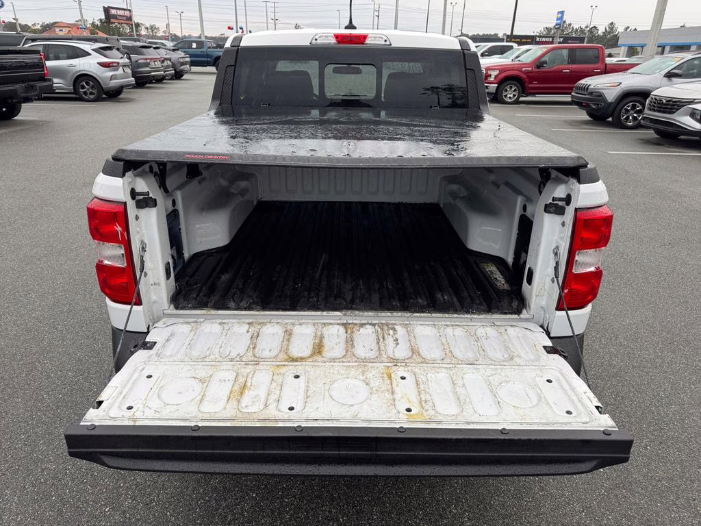 2023 Oxford White Ford Maverick Lariat AWD Truck