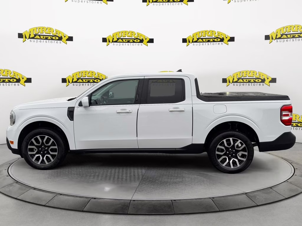 2023 Oxford White Ford Maverick Lariat AWD Truck