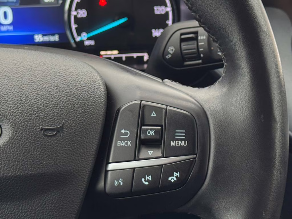 2023 Oxford White Ford Maverick Lariat AWD Truck