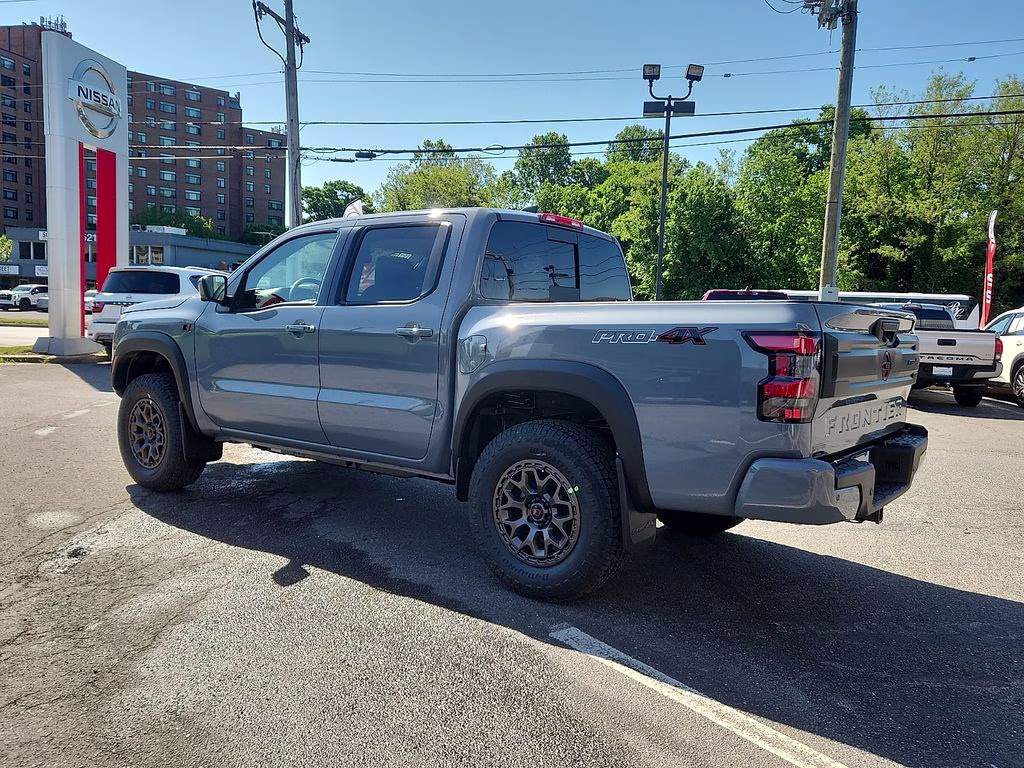 2026 Boulder Gray Pearl Nissan Frontier PRO-4X 4X4 Truck