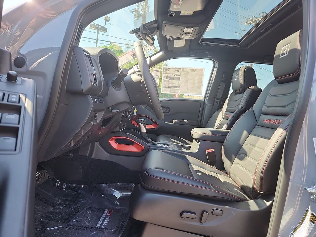2026 Boulder Gray Pearl Nissan Frontier PRO-4X 4X4 Truck