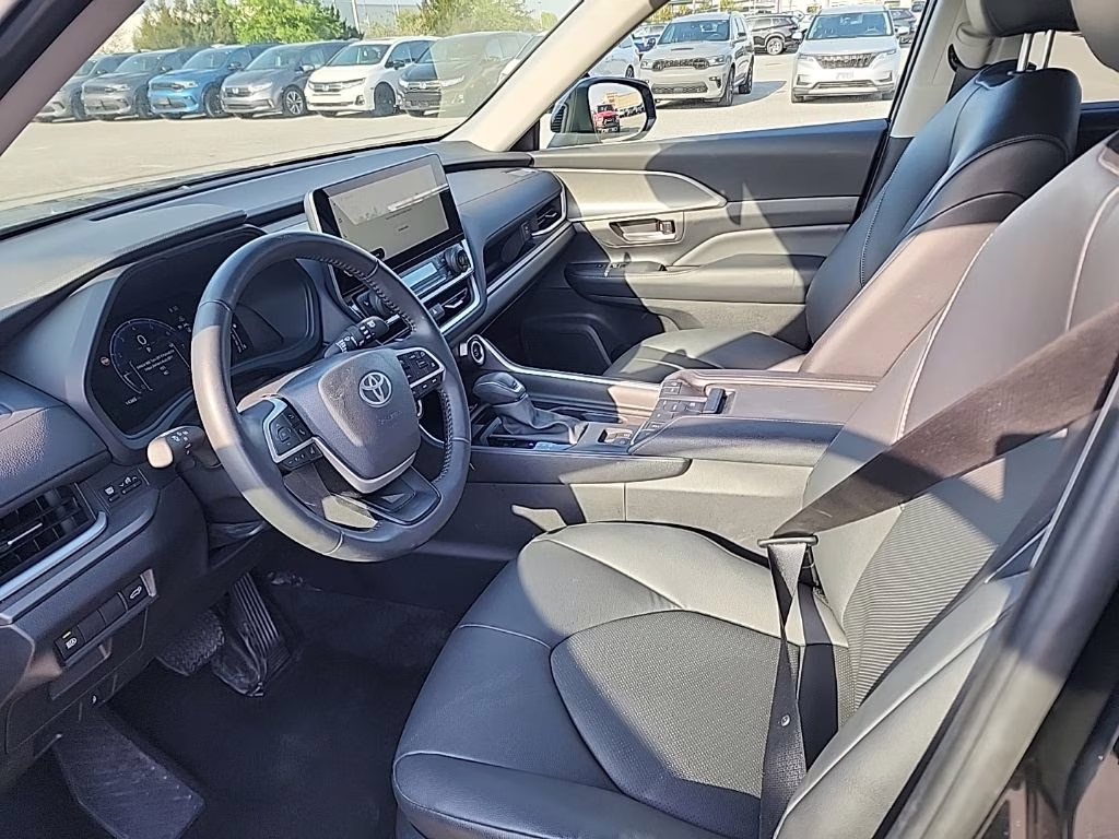2025 Black Toyota Grand Highlander XLE AWD SUV