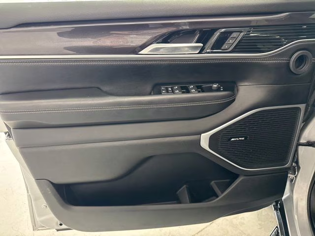 2023 Silver Zynith Jeep Wagoneer Base 4X4 SUV