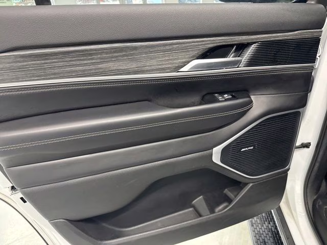 2022 Bright White Clearcoat Jeep Wagoneer Series II 4X4 SUV