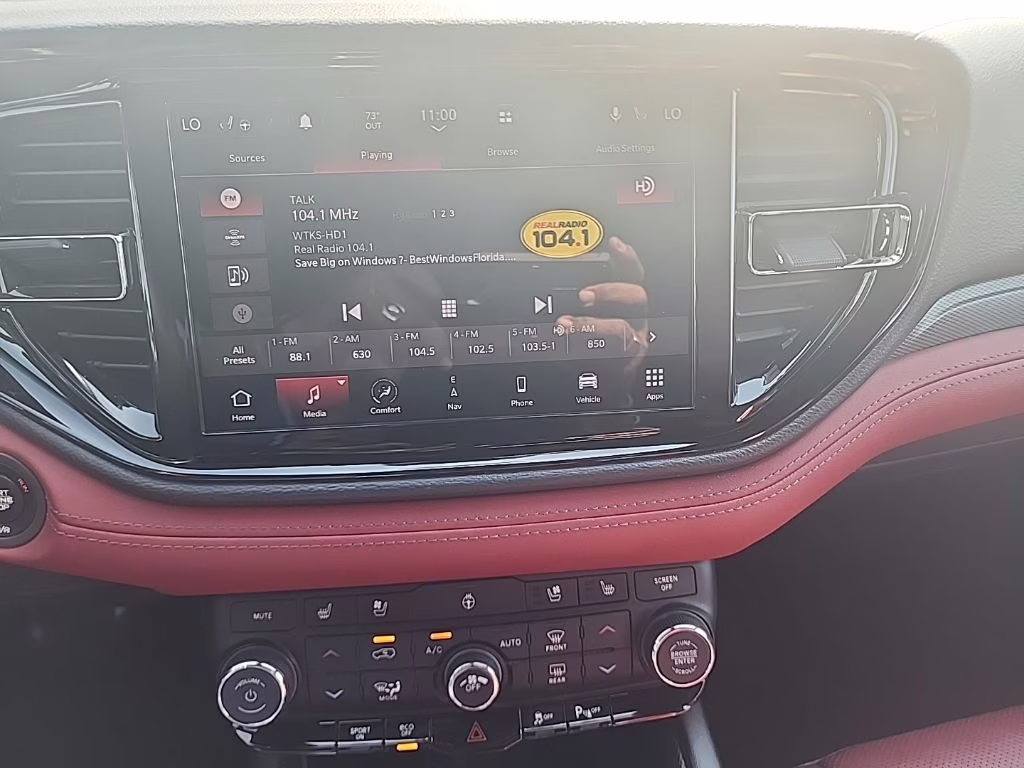 2022 White Knuckle Clearcoat Dodge Durango R/T AWD SUV