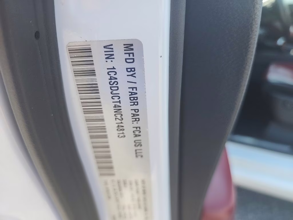 2022 White Knuckle Clearcoat Dodge Durango R/T AWD SUV