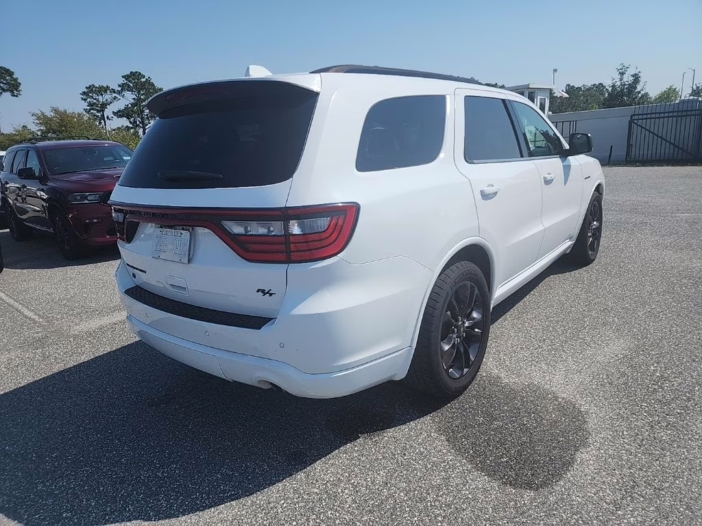 2022 White Knuckle Clearcoat Dodge Durango R/T AWD SUV