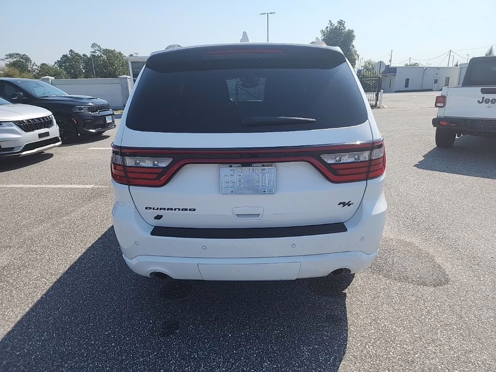 2022 White Knuckle Clearcoat Dodge Durango R/T AWD SUV