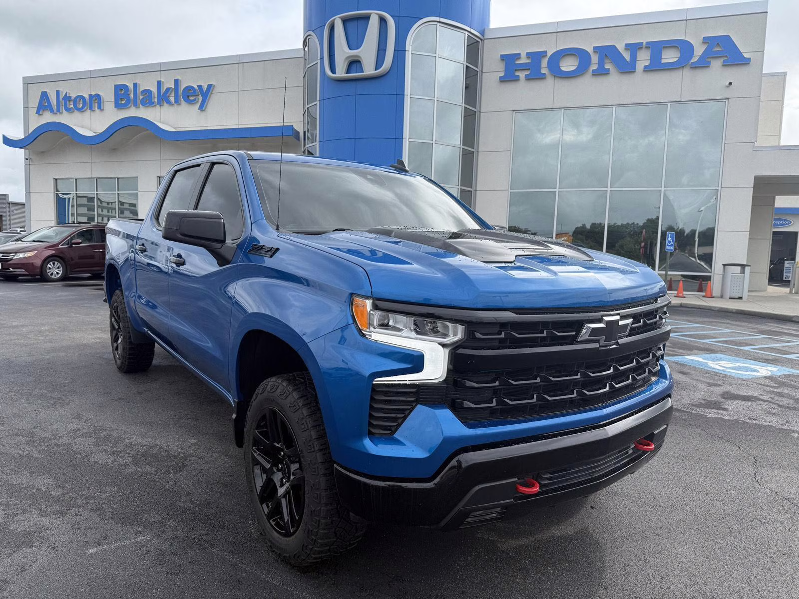 2023 Glacier Blue Metallic Chevrolet Silverado 1500 LT Trail Boss 4X4 Truck