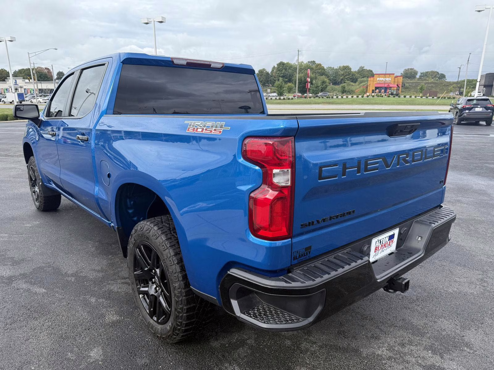 2023 Glacier Blue Metallic Chevrolet Silverado 1500 LT Trail Boss 4X4 Truck