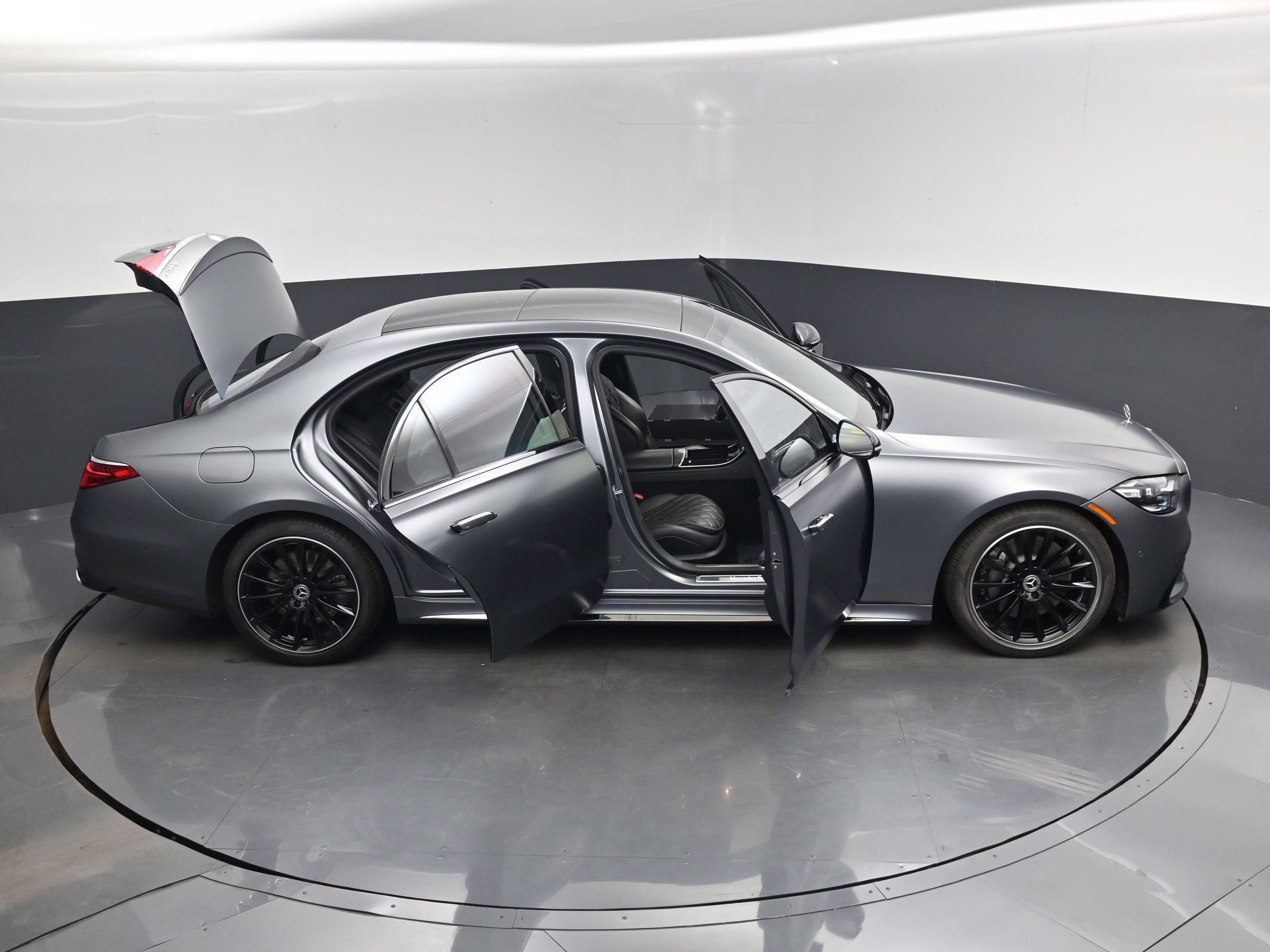 2023 MANUFAKTUR Selenite Gray Magno Mercedes-Benz S-Class S 580 AWD Sedan